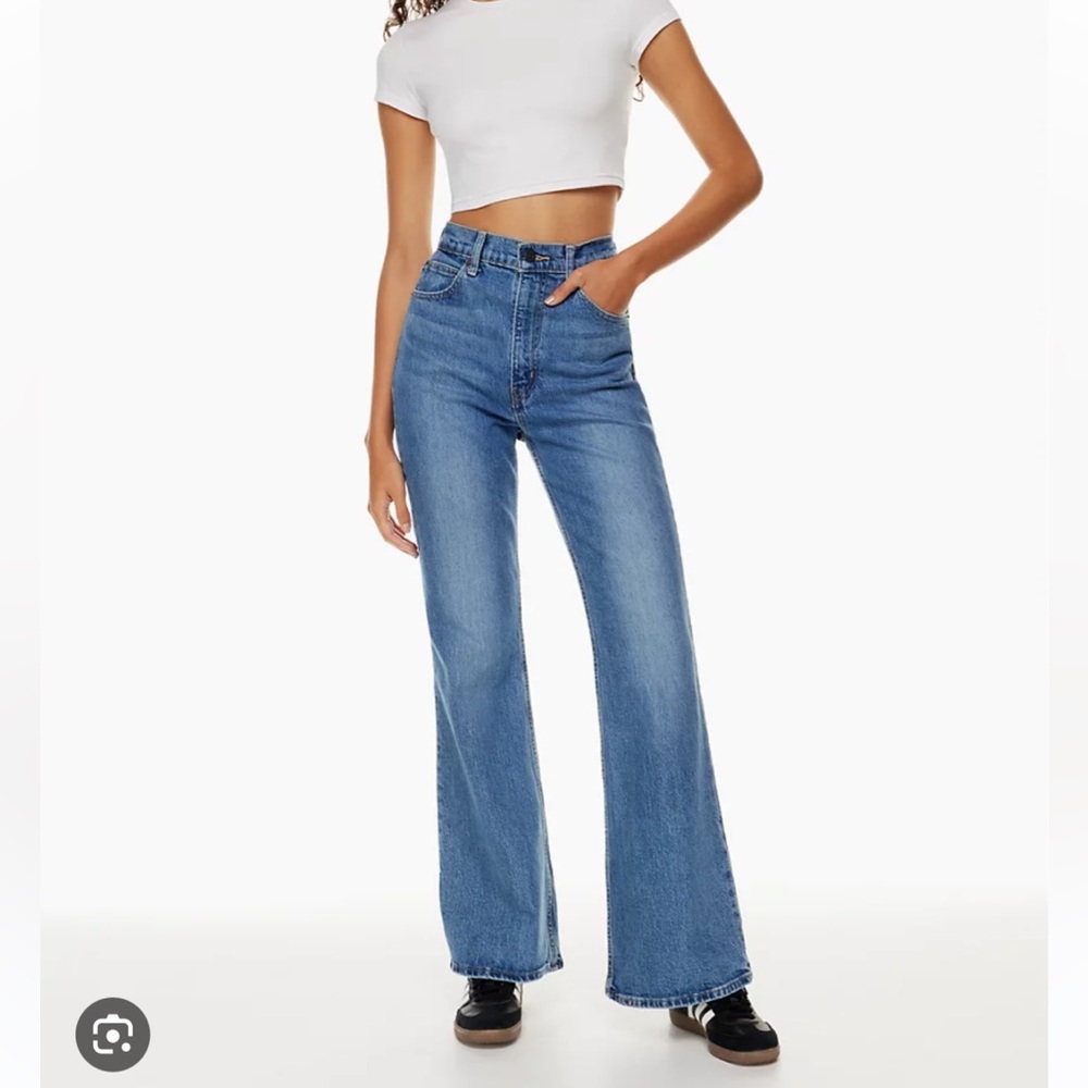 Levi’s 70s flare jean